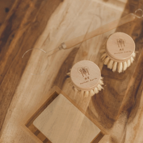 beechwood + sisal kitchen dish brush refill head – compostable | me mother earth